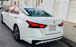 نیسان ئەلتیما